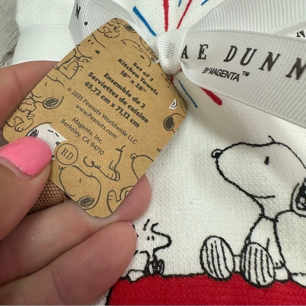 NWT Rae Dunn White & Peanuts collaboration kitchen Towel the sparkle is in you